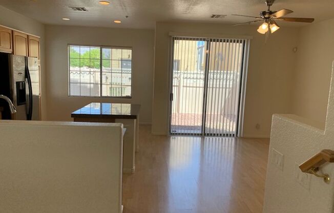 Spacious 3 bed, 2.5 bath, in a gated community!!