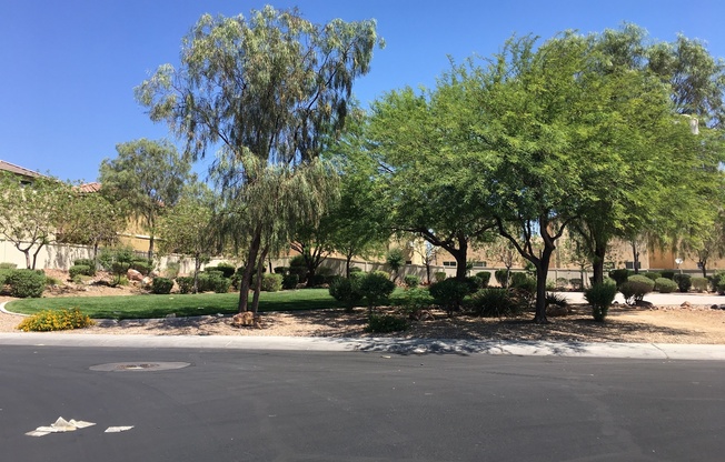 Very clean SW home near Sunset/215 for only $1825