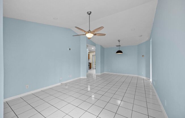 3 beds, 2 baths, $3,000, Unit # 6053