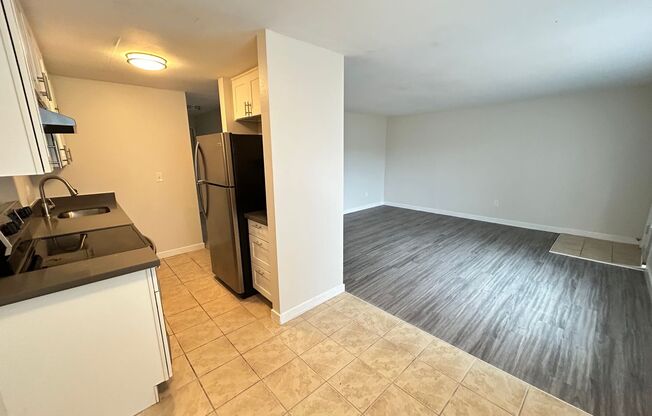1 bed, 1 bath, 700 sqft, $1,595, Unit 102