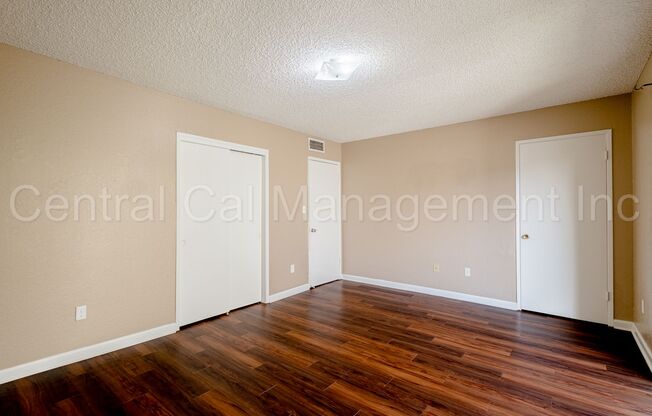 2 beds, 1 bath, 825 sqft, $1,350, Unit I