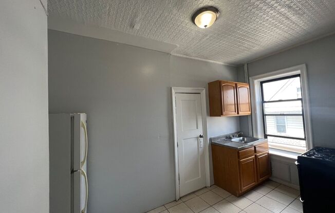 2685-Highland Arms Realty, LLC