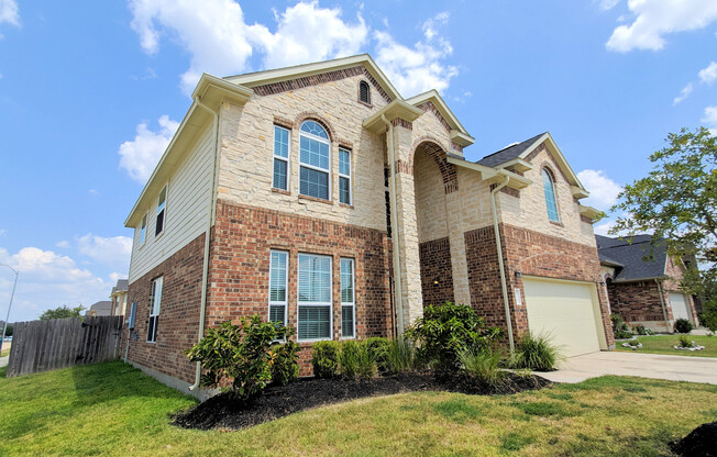 24726 COLONIAL ELM DR