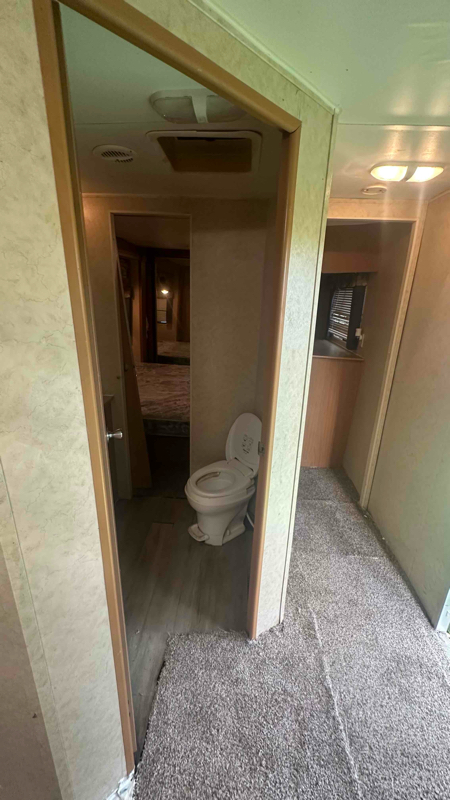 7573 NW 12 CT