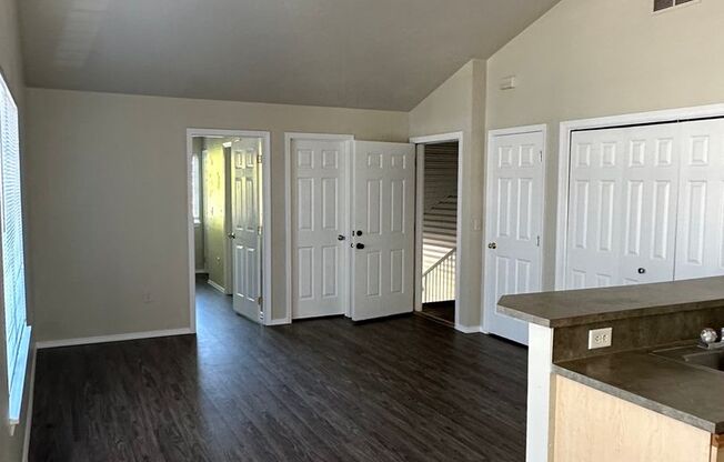 2 beds, 2 baths, 1,000 sqft, $1,425