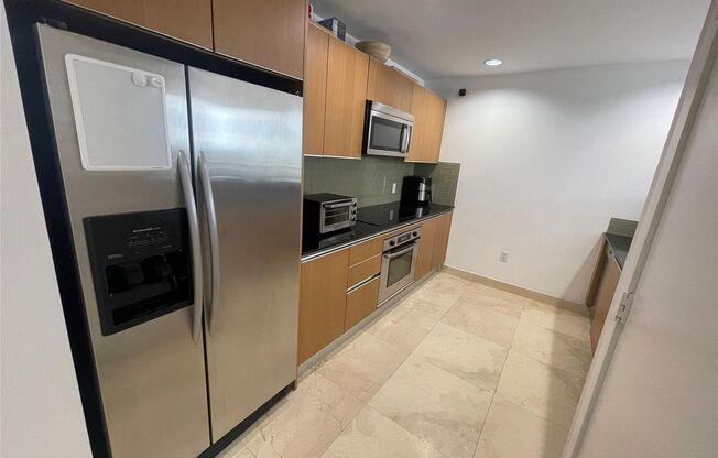 2 beds, 2 baths, 1,377 sqft, $4,800, Unit 1060 Brickell Ave # 25-01 (F10461036)