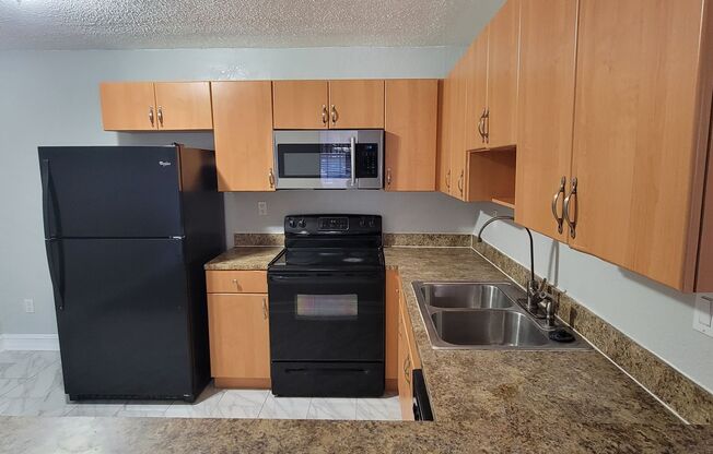 2 beds, 1 bath, $1,500