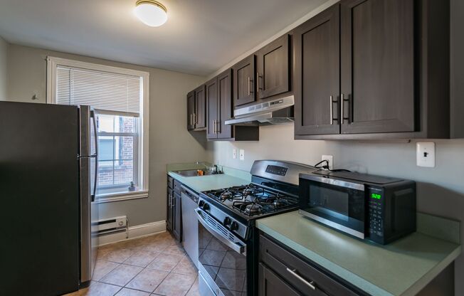 1933 Spring Garden Street