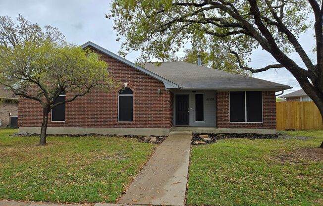 Bryan - 3 Bedroom - 2 Bath home with garage in Copperfield Subdivision