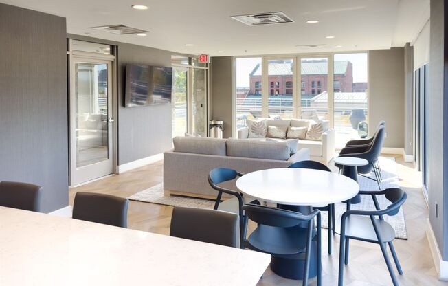 1 bed, 1 bath, $2,800, Unit 214