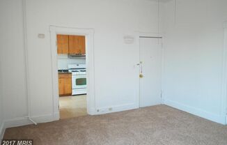 1 bed, 1 bath, 609 sqft, $1,300, Unit 4