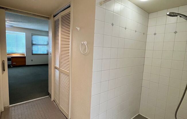 Honuakaha 545 Queen Street #426