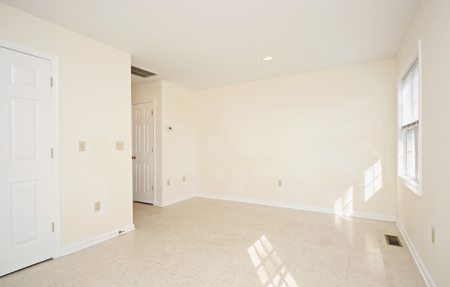 3 beds, 2.5 baths, $1,855, Unit Strib202#A