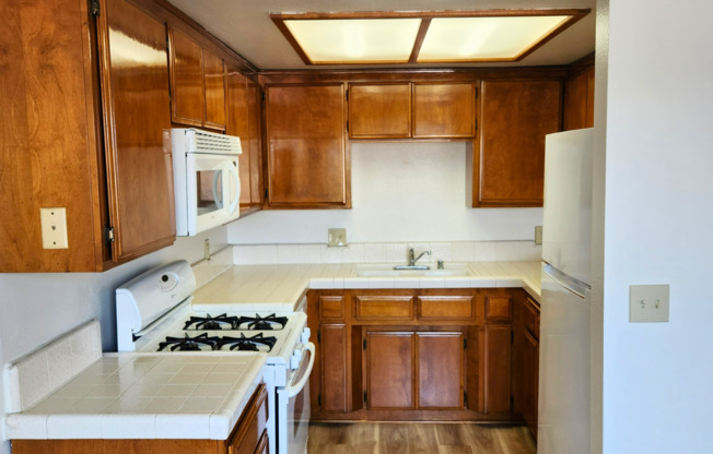 827 Grand Ave Long Beach Apartments