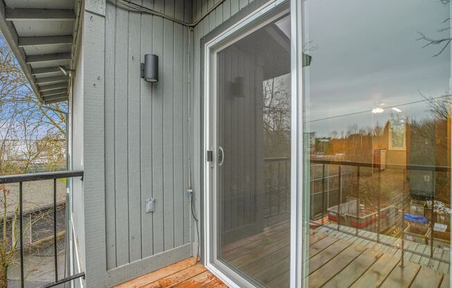 2 beds, 1 bath, 776 sqft, $1,450, Unit 307-034