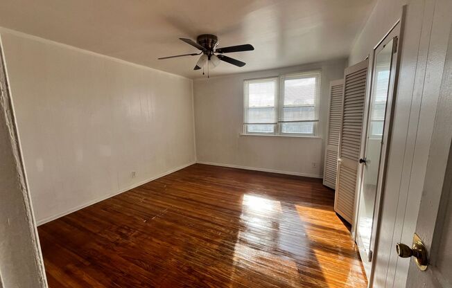 3 beds, 1 bath, $1,950