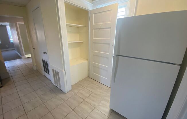 Spacious 1BR Apt now showing!