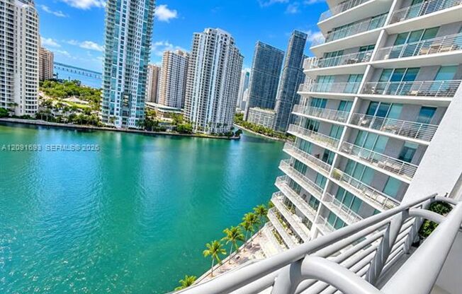 2 beds, 2 baths, $3,900, Unit # 1601