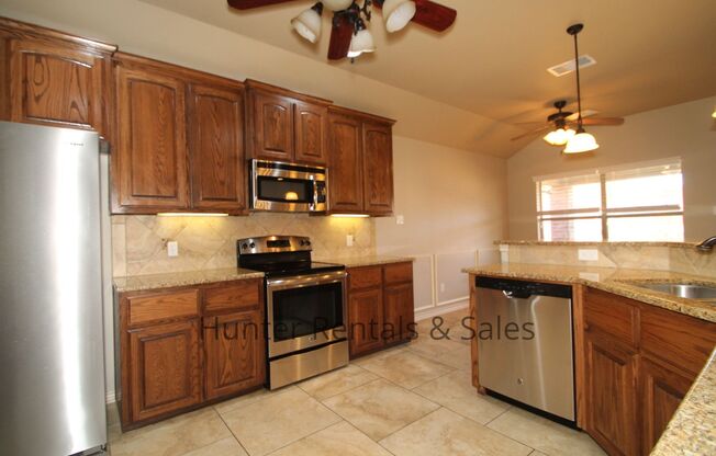 4 beds, 2 baths, $1,950