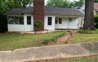 Welcome to This Cozy 3-Bedroom, 1-Bathroom House
