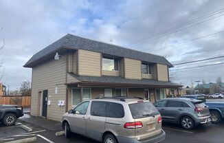 Freshly Updated 2 Bed w/ Granite + W/S/G Included – Available Early May!