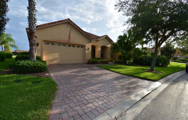 Spacious 3 bedroom 2.5 bath home in Solivita Community 55+ Resort Style