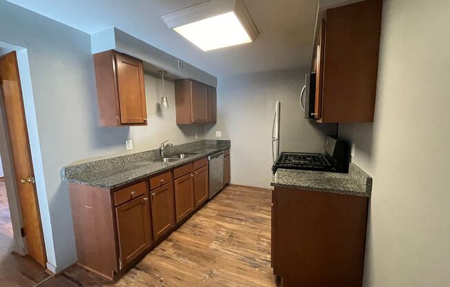 41-43 Center Ave - (26174)