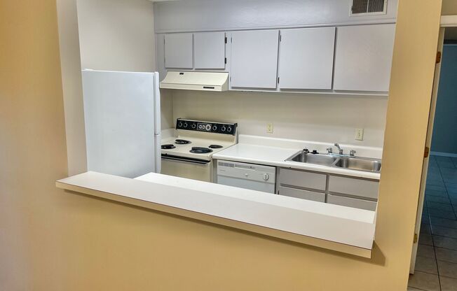 Lakewood Commons Condominiums L102