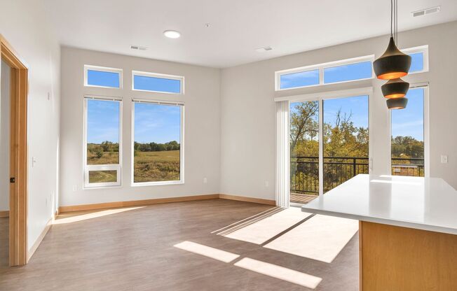 2 beds, 2 baths, 1,041 sqft, $2,575, Unit 309