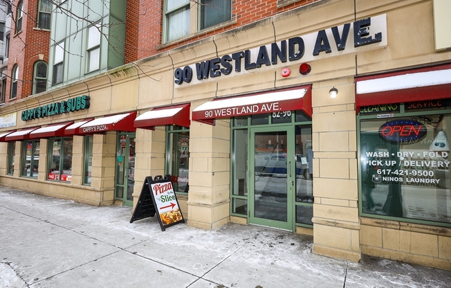 1 bed, 1 bath, 575 sqft, $2,800, Unit 302