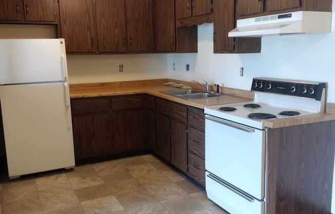 1 bed, 1 bath, 790 sqft, $1,019, Unit 1690-11