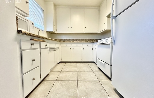 1 bed, 1 bath, $1,995