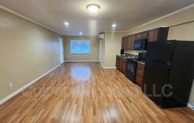 2854 W SYLVANIA