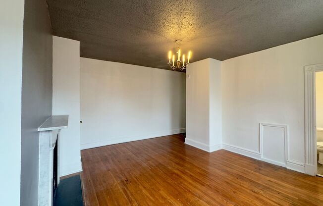 4 AND 10 E BIDDLE ST