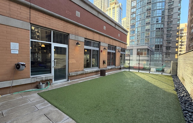 2 beds, 2 baths, $8,865, Unit 38D