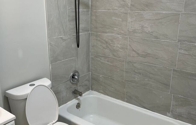 Fully renovated 6 bedroom single family house