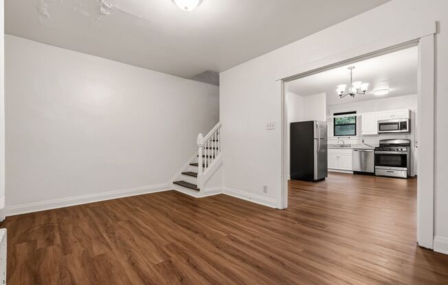 Gorgeous 2 bedroom home in Greenfield available now!