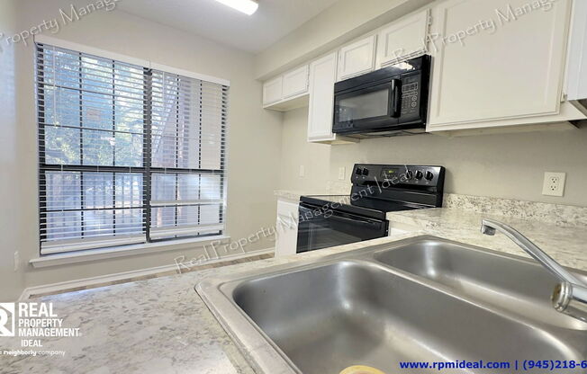 2 beds, 1 bath, 823 sqft, $974, Unit 323