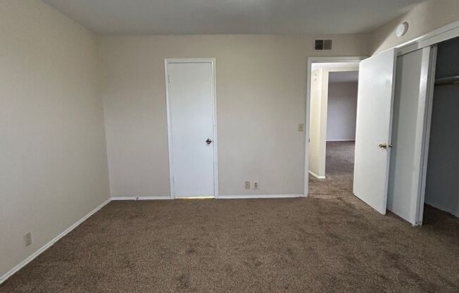 2 beds, 2 baths, 1,200 sqft, $940, Unit #12