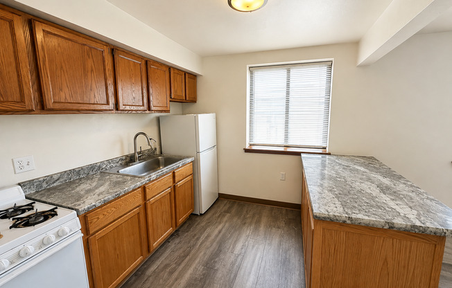 1 bed, 1 bath, $1,095, Unit 209
