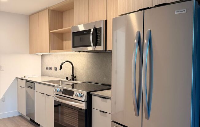 Studio, 1 bath, 362 sqft, $2,310, Unit 511