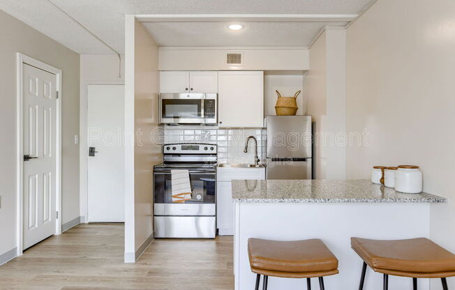 Studio, 1 bath, 329 sqft, $695, Unit 529