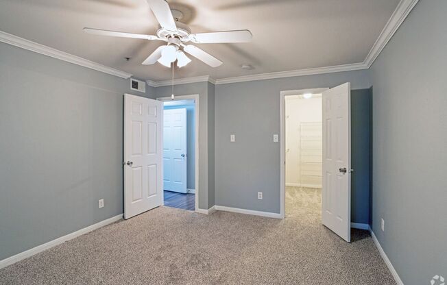 1 bed, 1 bath, 802 sqft, $1,575, Unit 714-u