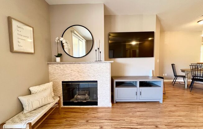 CHARMING FURNISHED 3BD/2BA CONDO W/ 2-CAR GARAGE! NEW FLOORING!