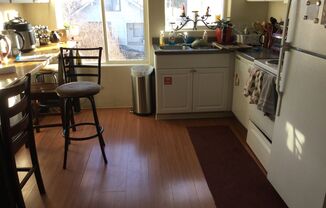 1 bed, 1 bath, $750, Unit A1