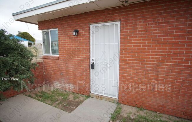 1421 SAINT JOHNS DR