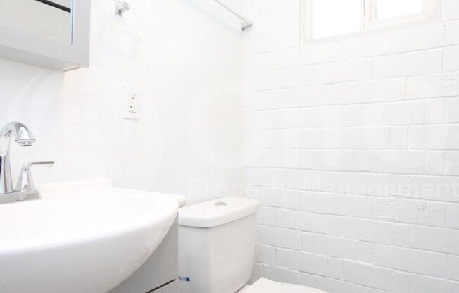 1 bed, 1 bath, 500 sqft, $999, Unit 2