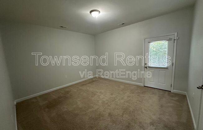 238 HUGH SHELTON LOOP