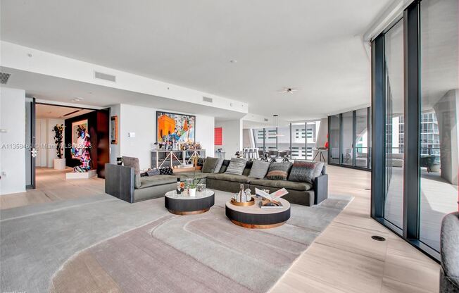 1000 Biscayne Blvd Unit 2802