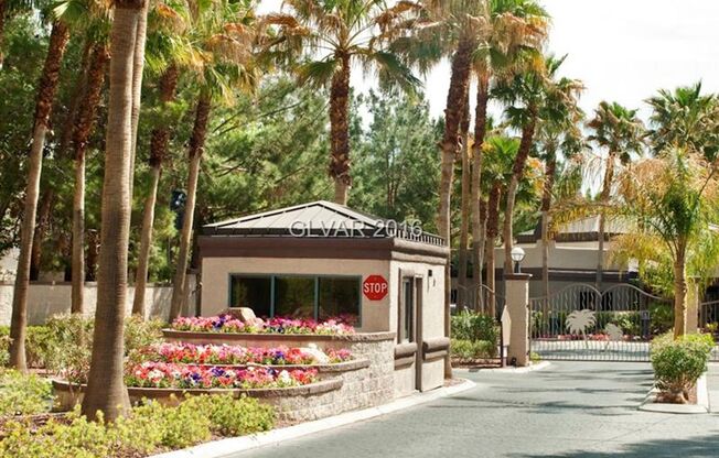 Beautiful 3 bedroom condo, located in a 24 hour guard gated community